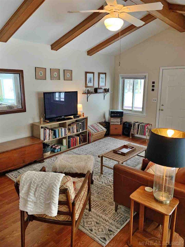 7370 Mortimer Line Road Lexington, MI 48450 - Photo 4 of 20 50006558-3.JPG