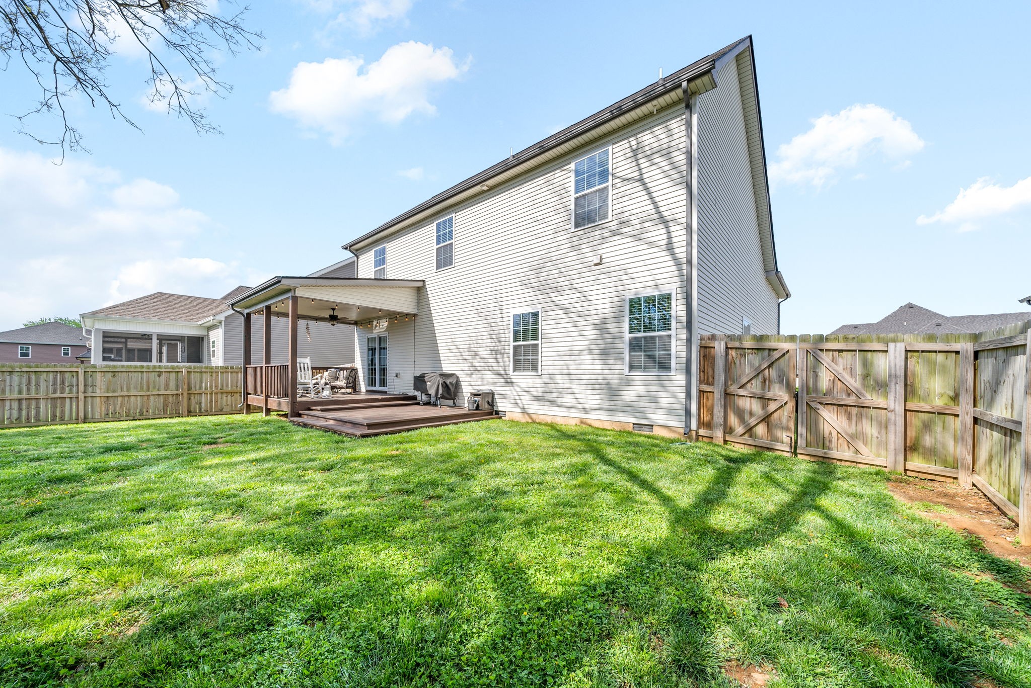 2251 Allen-Griffey Road Clarksville, TN 37042 - Photo 29 of 31 a view of house with backyard and porch