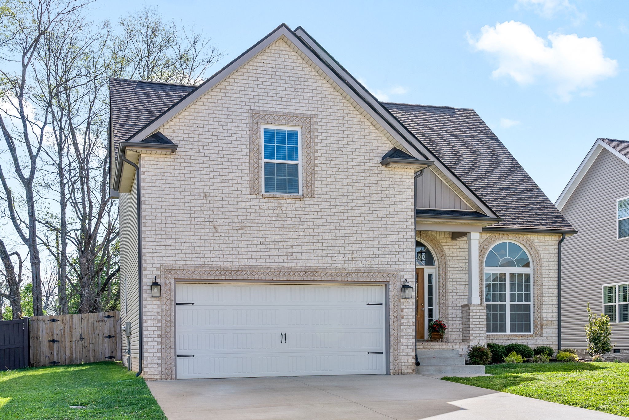 2251 Allen-Griffey Road Clarksville, TN 37042 - Photo 3 of 31 a view of a house with a yard
