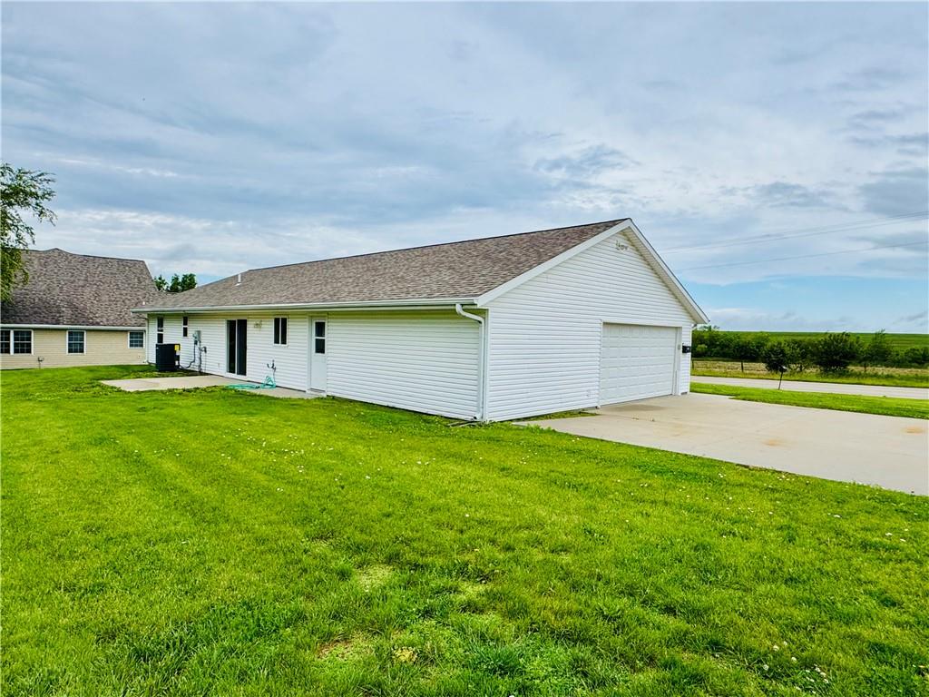 405 South Country Club Road Maryville, MO 64468 - Photo 18 of 19