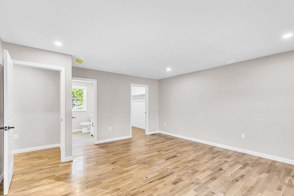 136 Orchard Street Springfield, MA 01107 - Photo 11 of 42 Gallery Image 11