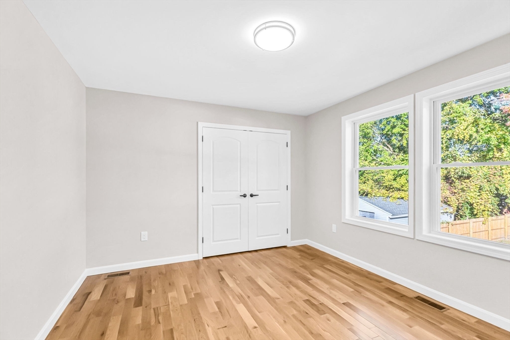 136 Orchard Street Springfield, MA 01107 - Photo 20 of 42 Gallery Image 20