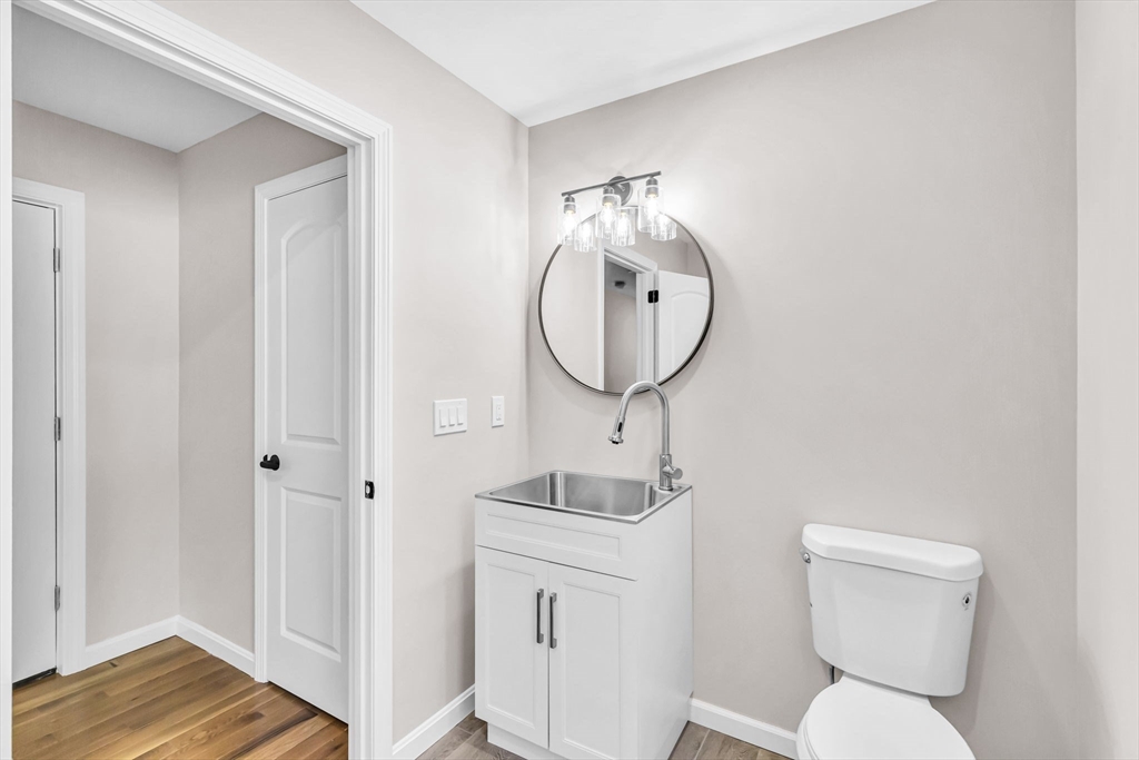 136 Orchard Street Springfield, MA 01107 - Photo 9 of 42 Gallery Image 9