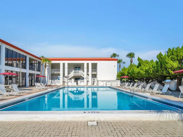 $300,000 | 909 Santa Rosa Boulevard, Unit 515, Fort Walton Beach, FL 32548