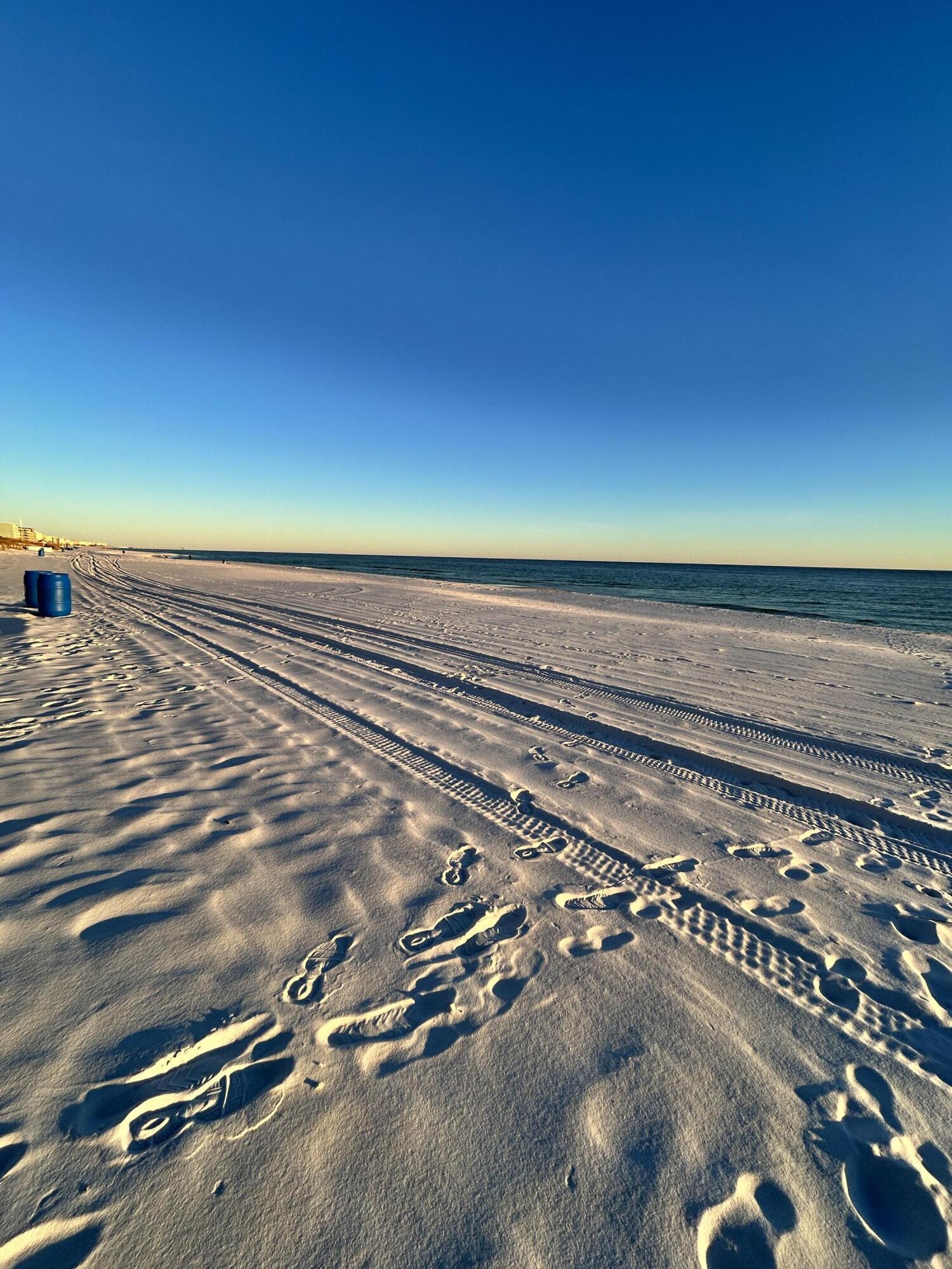 909 Santa Rosa Boulevard, Unit 515 Fort Walton Beach, FL 32548 - Photo 49 of 49 a view of a room with gym equipment