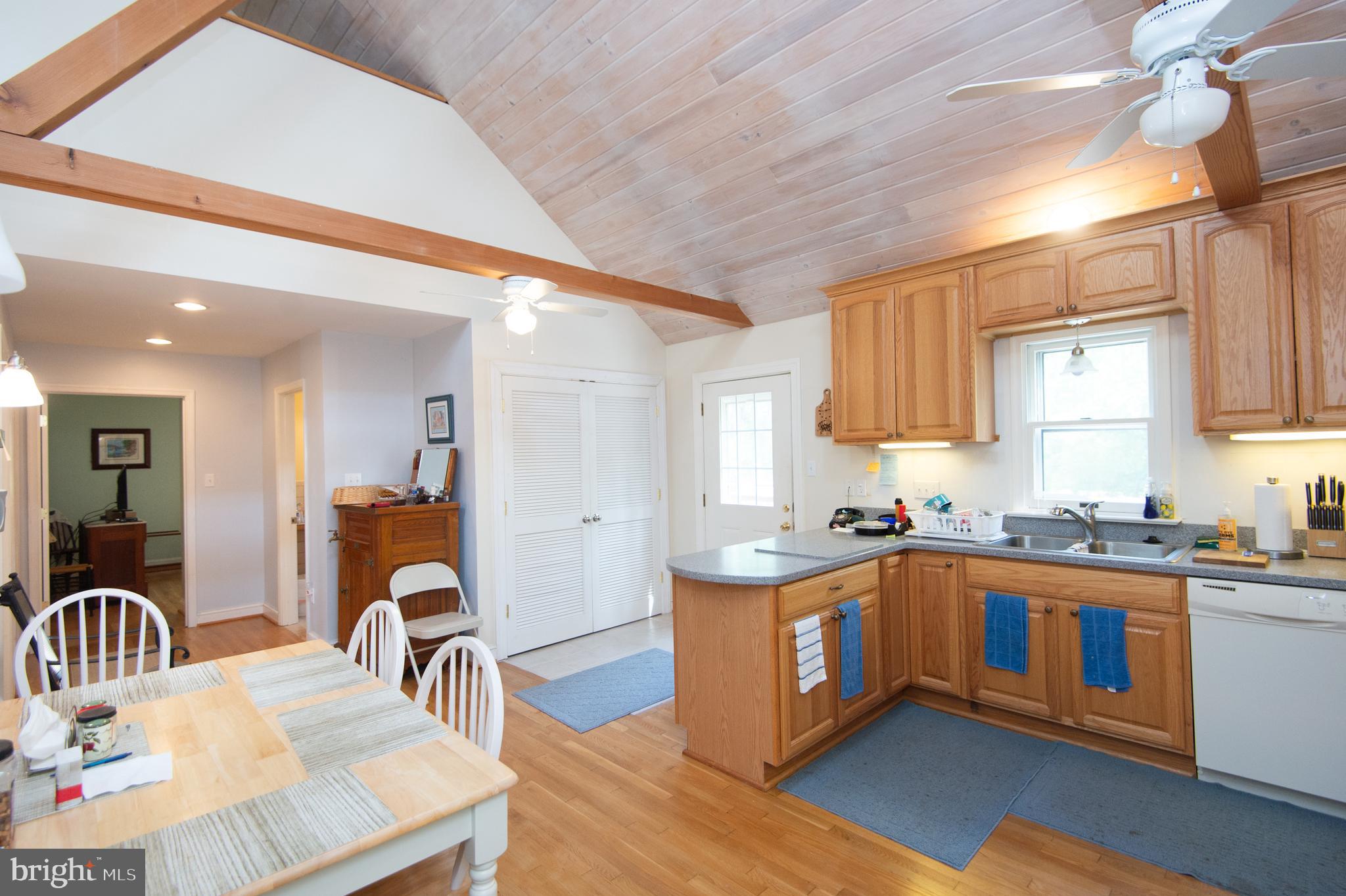 817 Seabreeze Road Cambridge, MD 21613 - Photo 14 of 40 kitchen