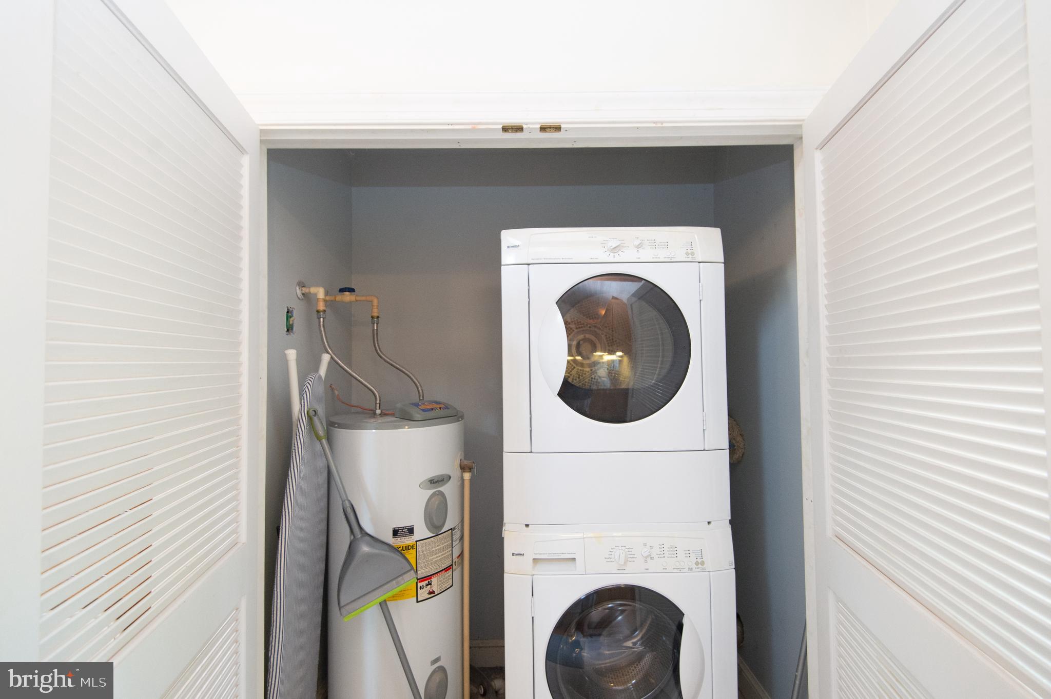 817 Seabreeze Road Cambridge, MD 21613 - Photo 29 of 40 laundry area