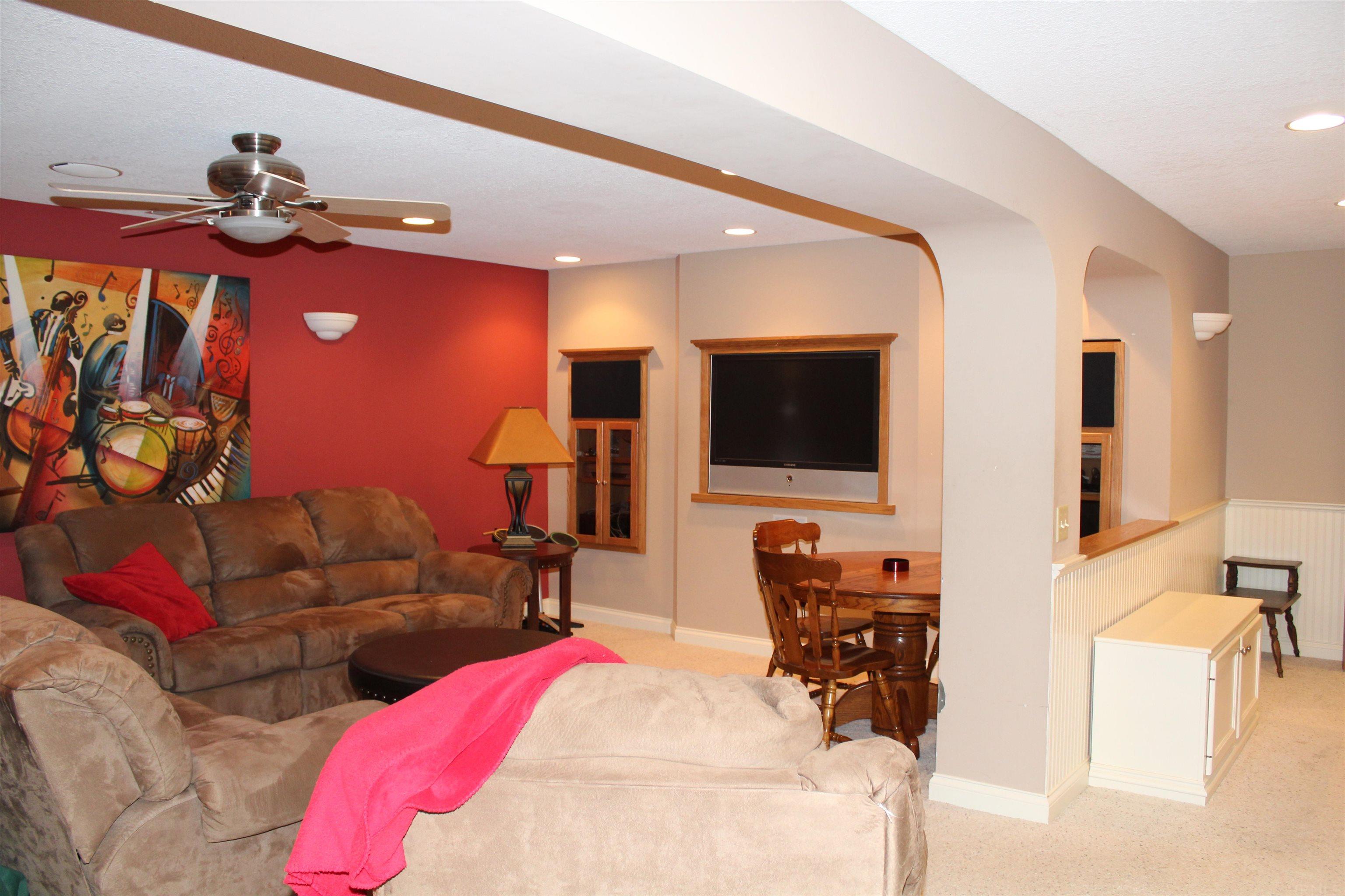 16935 Zubrick Road Roanoke, IN 46783 - Photo 27 of 35