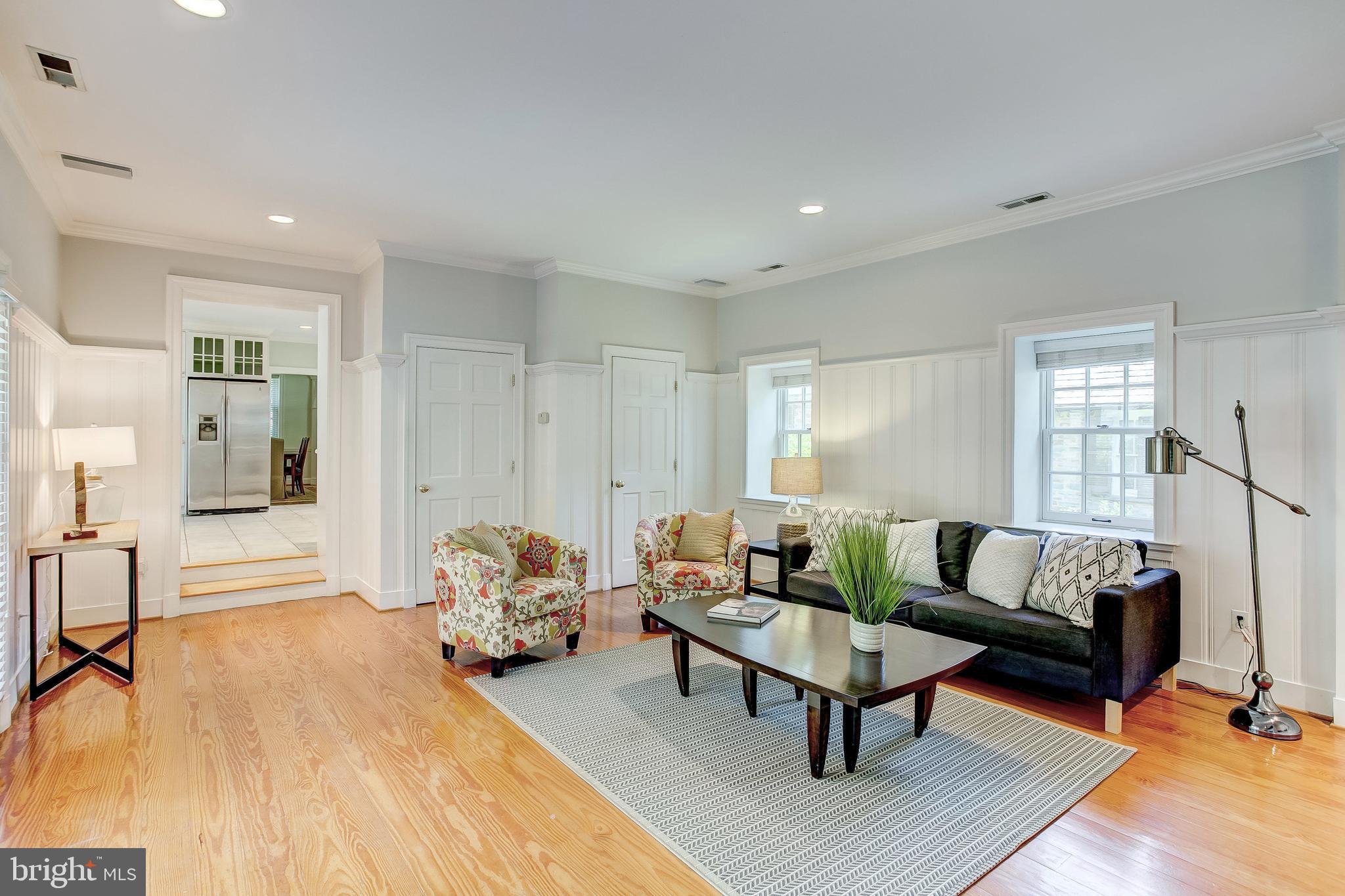 109 Enfield Road Baltimore, MD 21212 - Photo 18 of 39 Family Room