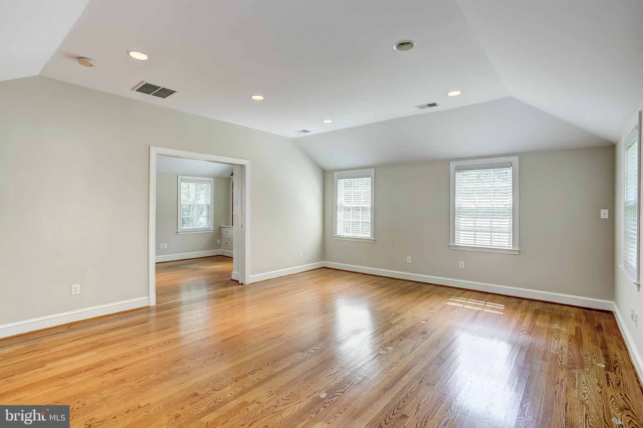 109 Enfield Road Baltimore, MD 21212 - Photo 21 of 39 Master Bedroom