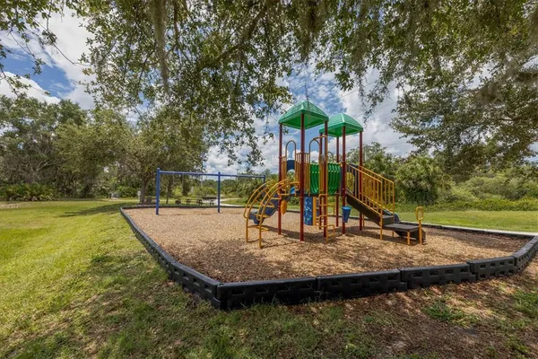$635,000 | 7119 67th Terrace East, Bradenton, FL 34203