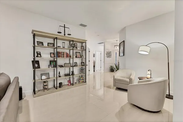 $635,000 | 7119 67th Terrace East, Bradenton, FL 34203