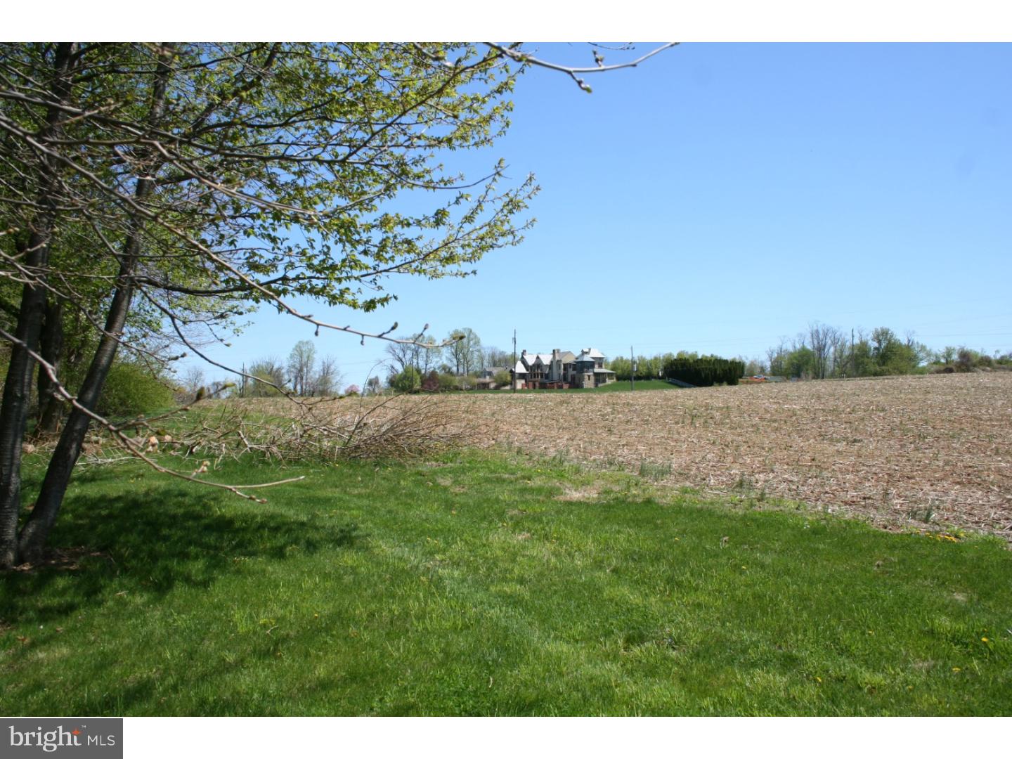 2140 Seven Oaks Road Chester Springs, PA 19425 - Photo 11 of 14 Gallery Image 11