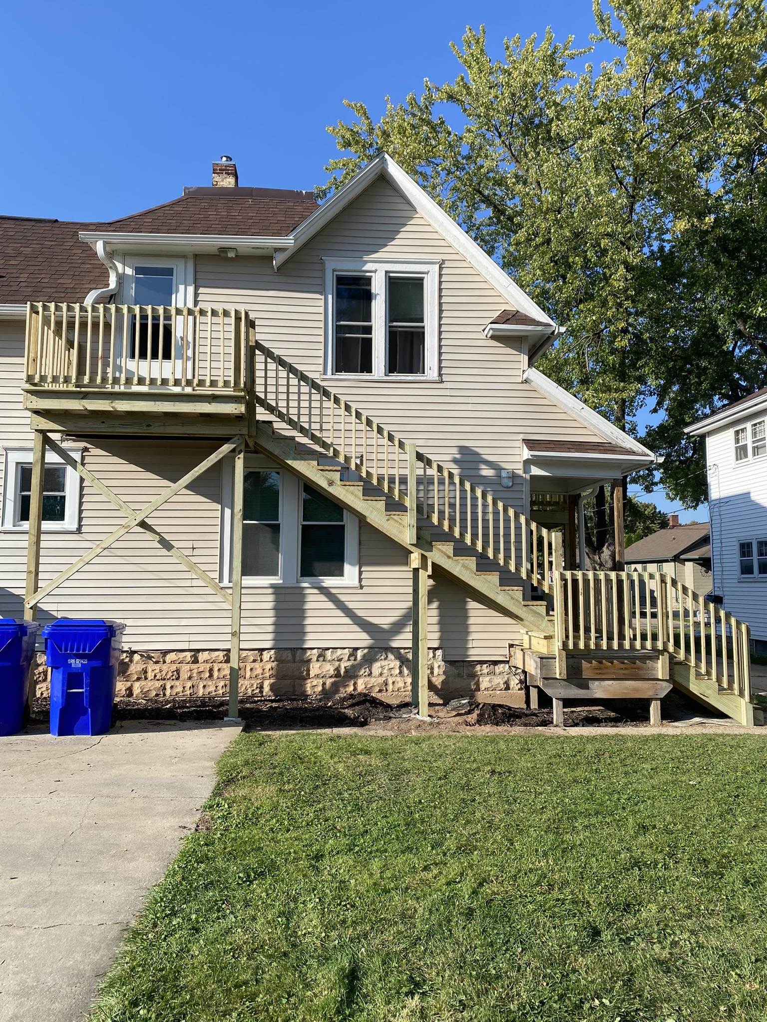 823 West Oklahoma Street Appleton, WI 54914 - Photo 3 of 12