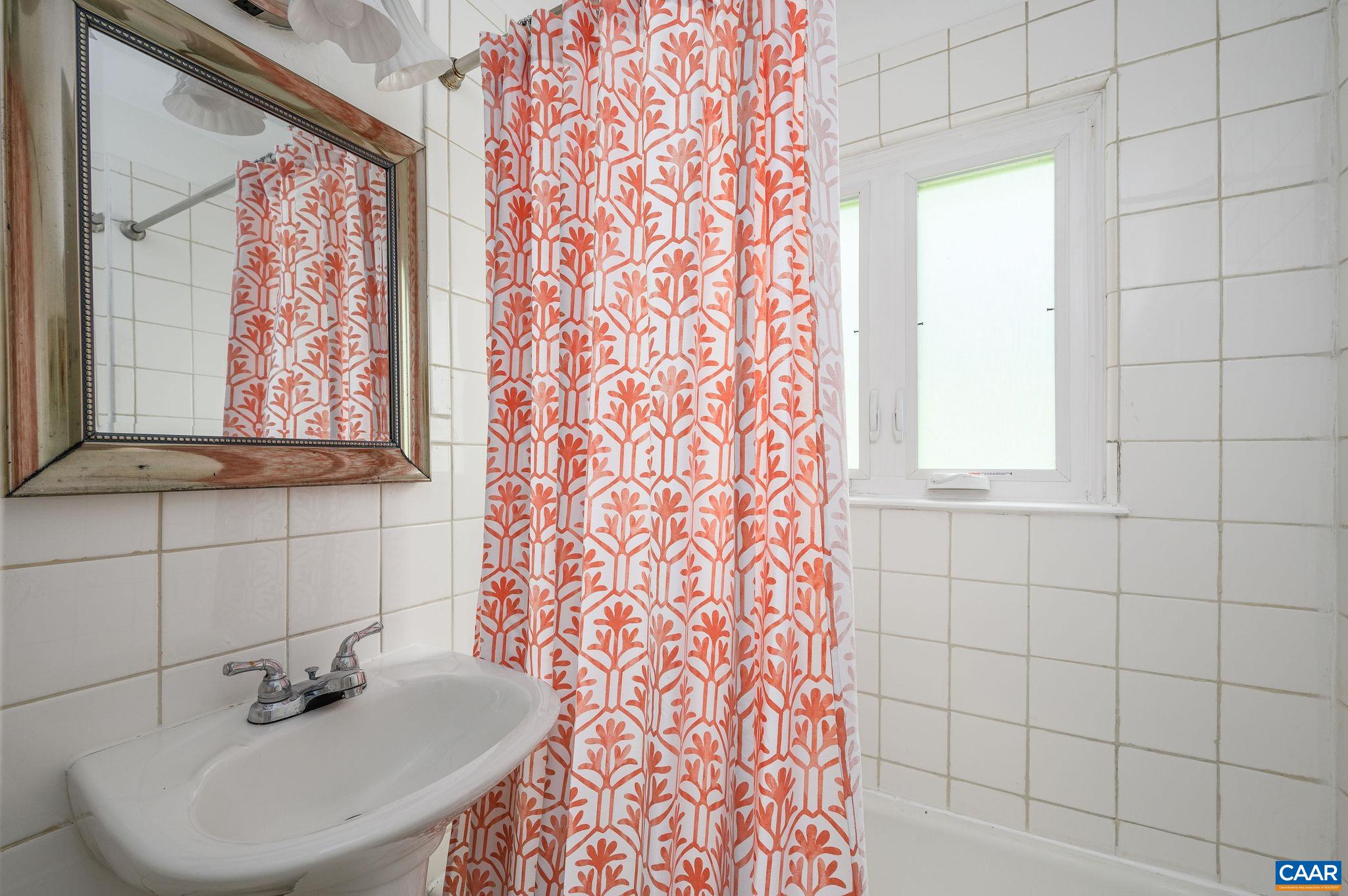620 McIntire Road Charlottesville, VA 22902 - Photo 12 of 17 Gallery Image 12