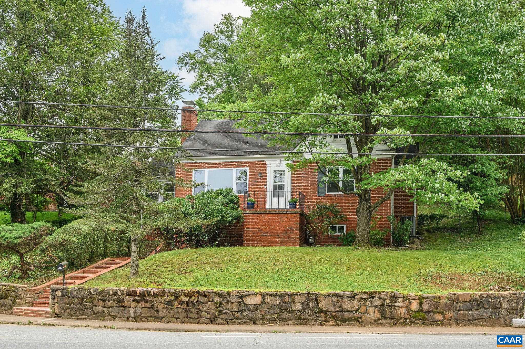620 McIntire Road Charlottesville, VA 22902 - Photo 2 of 17 Gallery Image 2