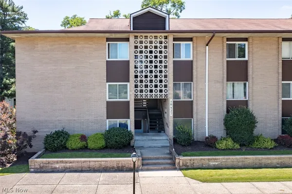$108,000 | 10427 North Church Drive, Unit 124, Parma Heights, OH 44130