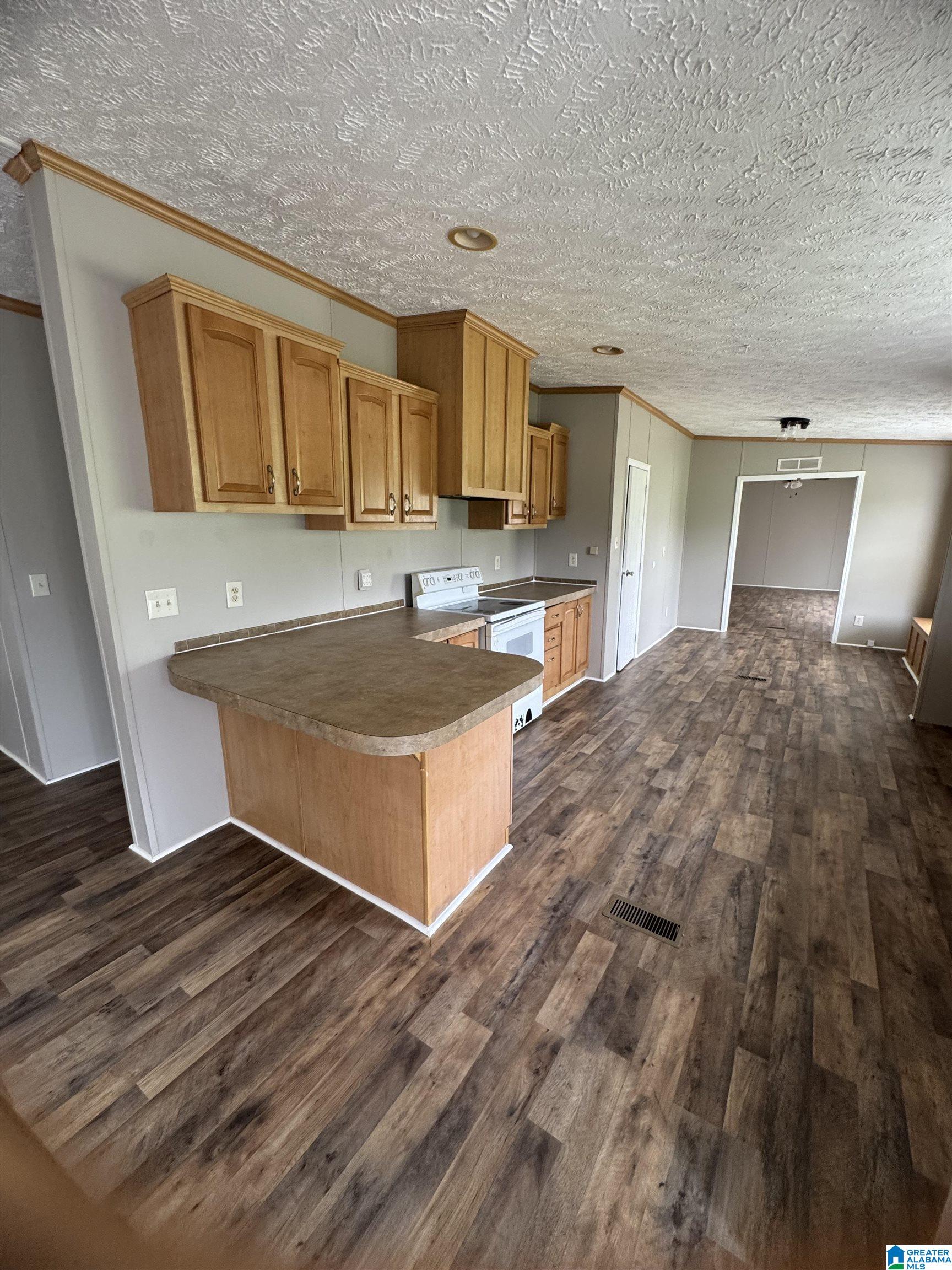 810 Riddle Farm Road Anniston, AL 36207 - Photo 9 of 34