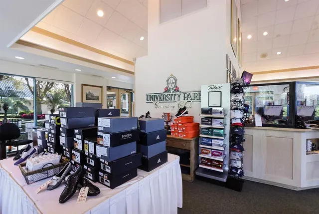 $1,195,000 | 7009 Stanhope Place, University Park, FL 34201