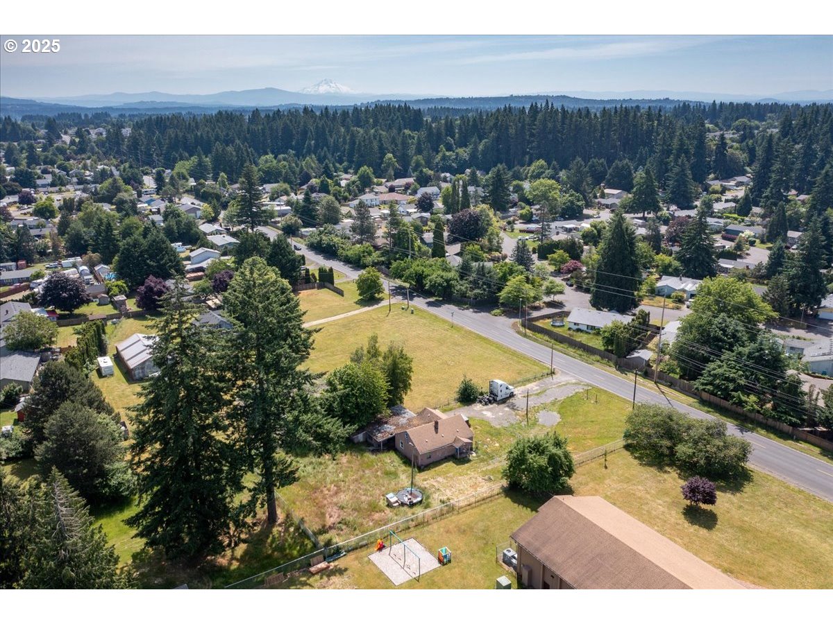 14908 Northeast 28th Street Vancouver, WA 98682 - Photo 6 of 11