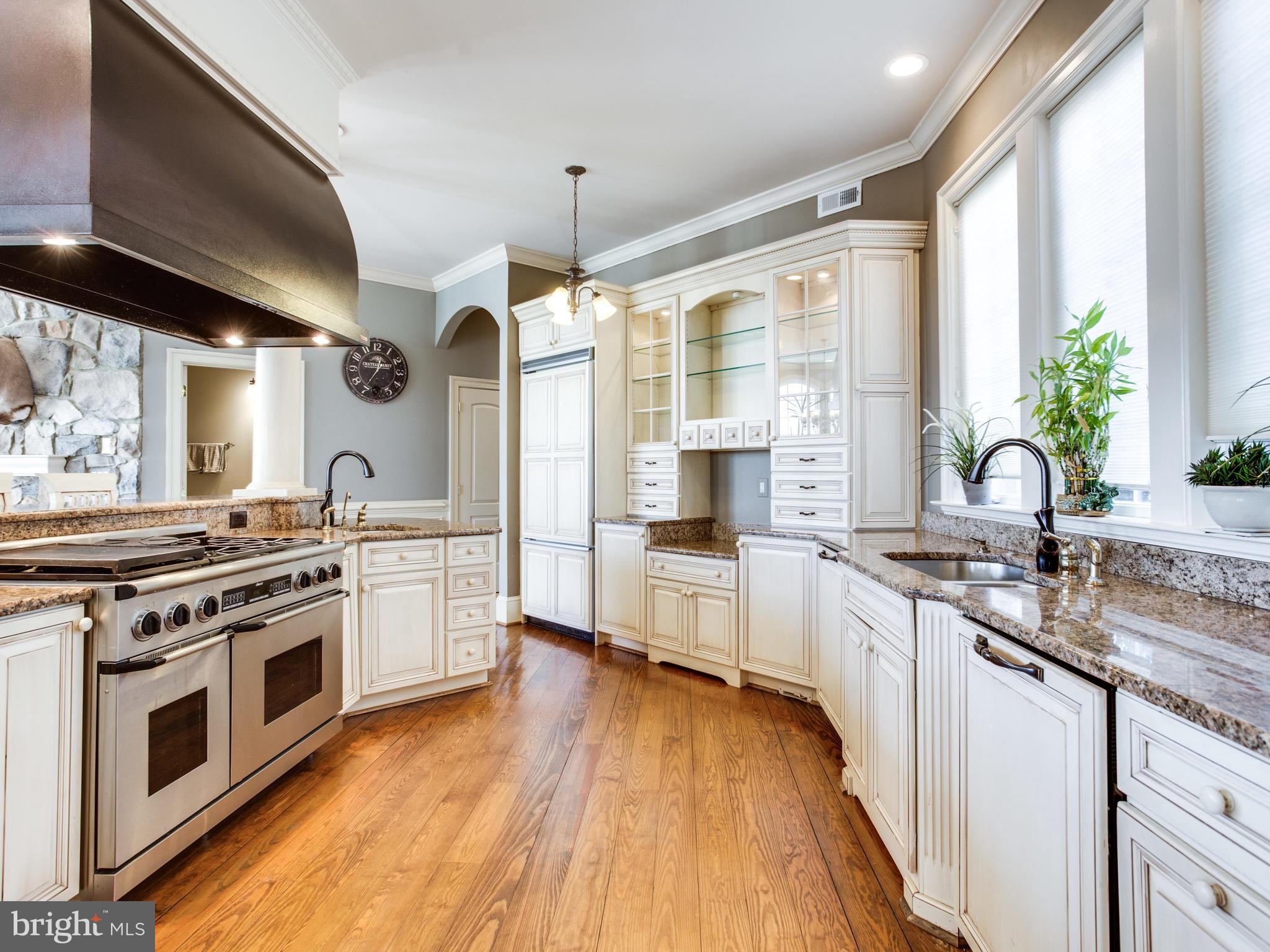22913 Davis Mill Road Germantown, MD 20876 - Photo 7 of 30 Kitchen 22913 DAVIS MILL RD, GERMANTOWN, MD 20876