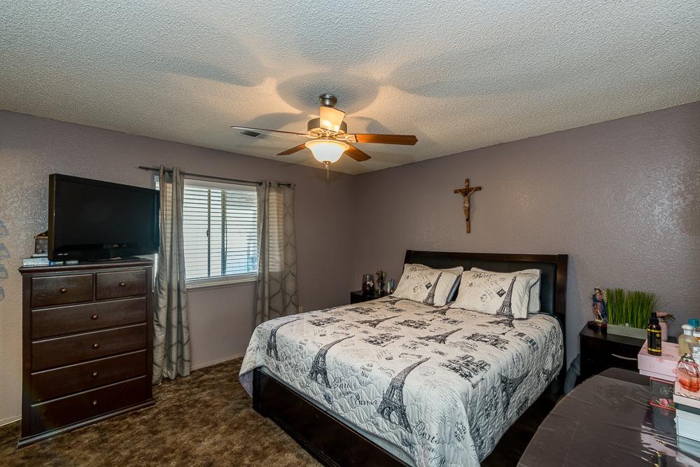 1186 East Santa Rosa Street Reedley, CA 93654 - Photo 14 of 31 Gallery Image 14