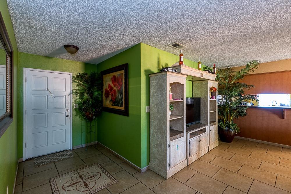 1186 East Santa Rosa Street Reedley, CA 93654 - Photo 3 of 31 Gallery Image 3