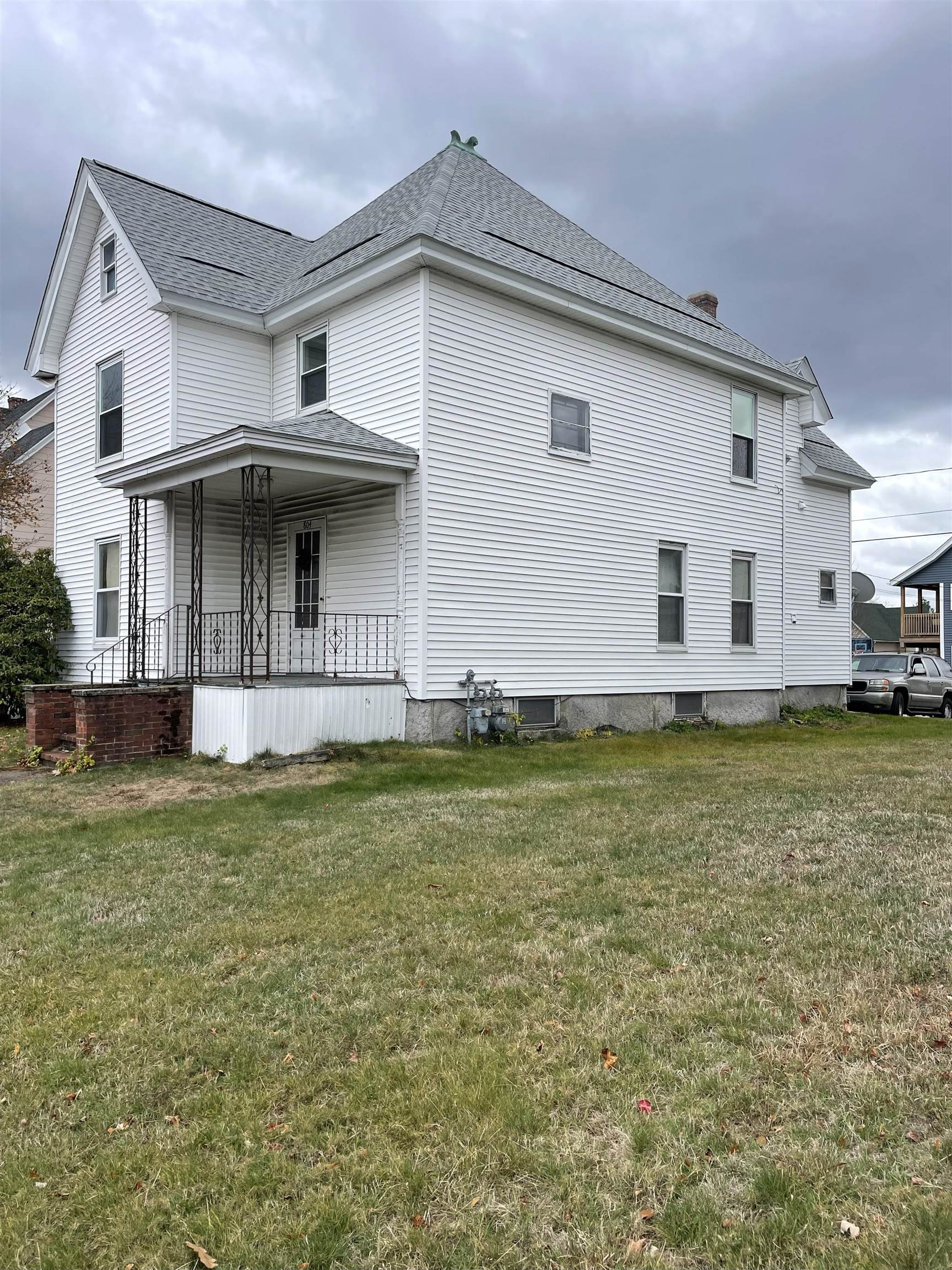 804 Beech Street Manchester, NH 03104 - Photo 11 of 15