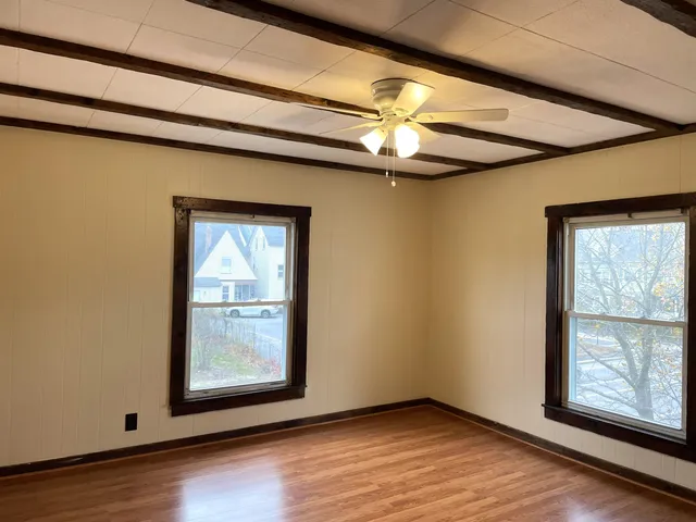 $1,800 | 804 Beech Street, Manchester, NH 03104