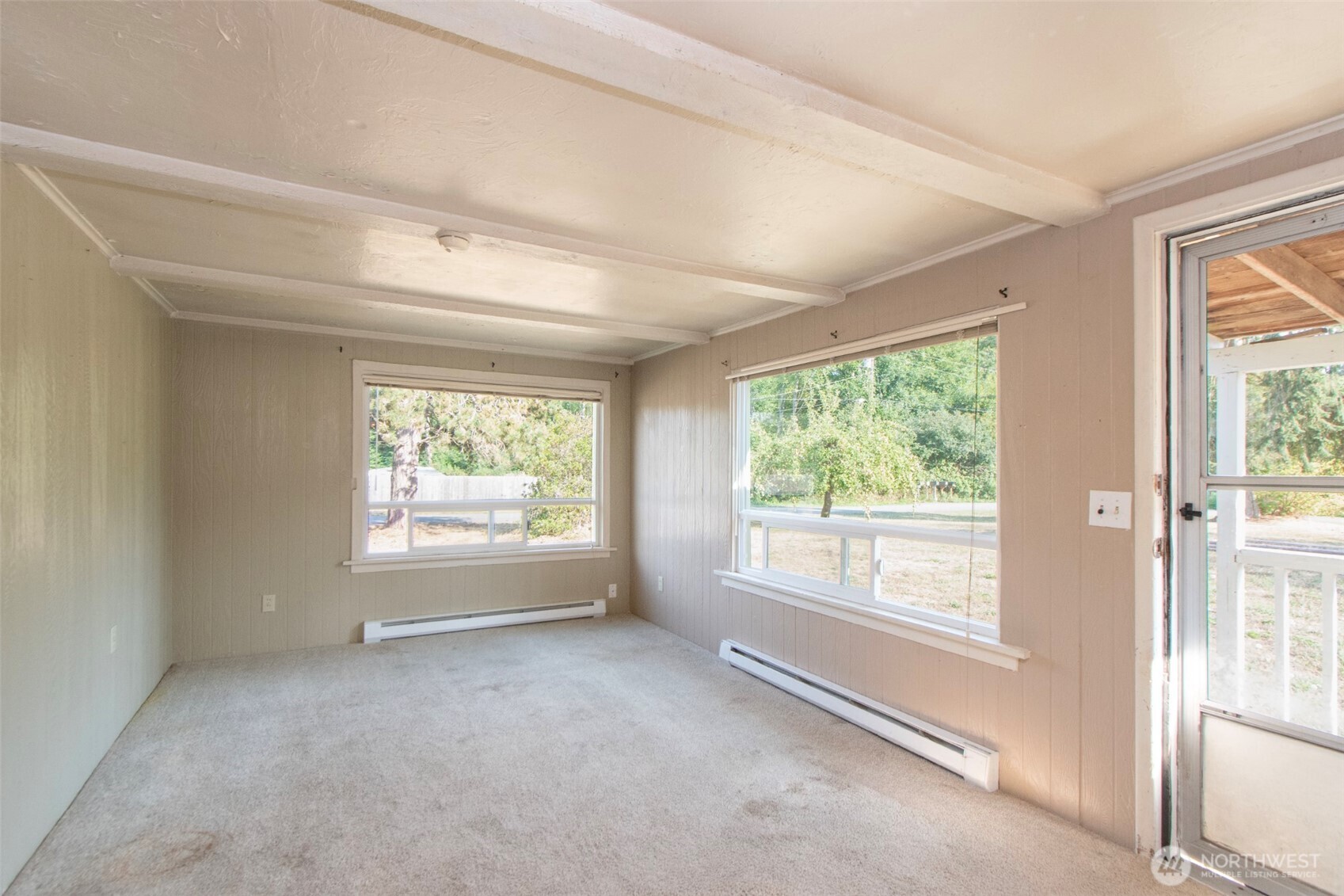 190 Pierson Road Sequim, WA 98382 - Photo 8 of 40 a view of an empty room with a window