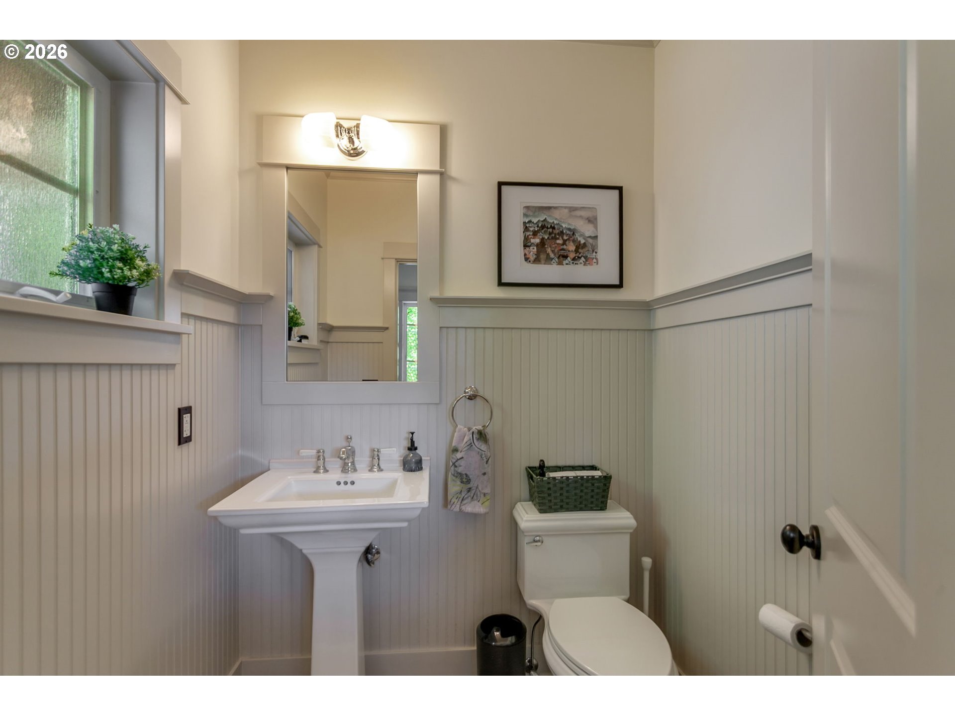 2939 Southwest Custer Street Portland, OR 97219 - Photo 21 of 48