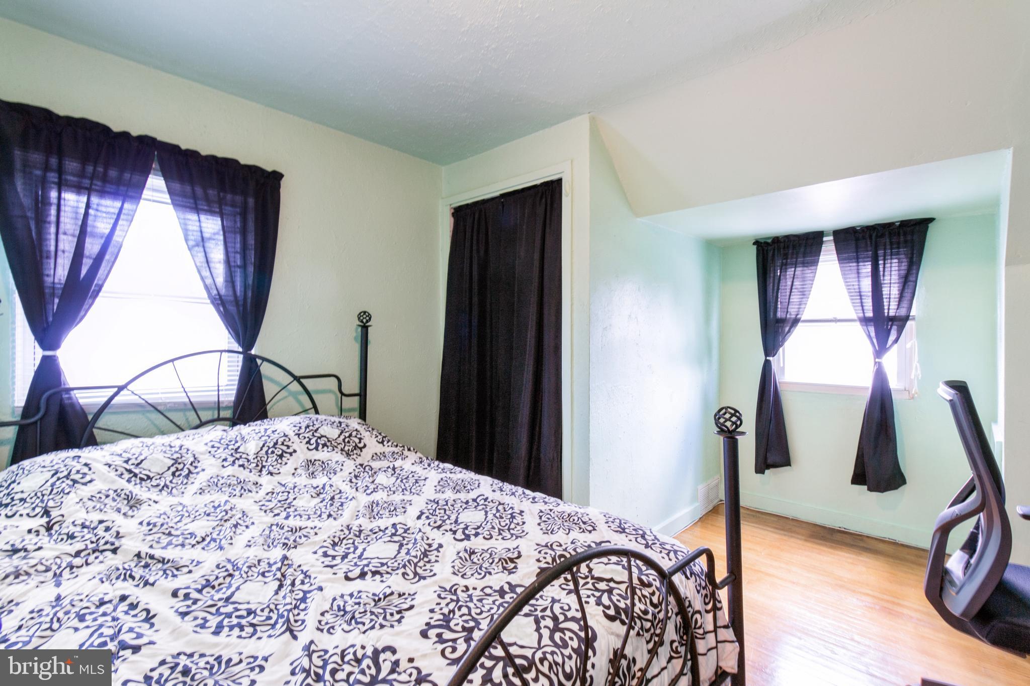 874 Springhill Road Secane, PA 19018 - Photo 18 of 25