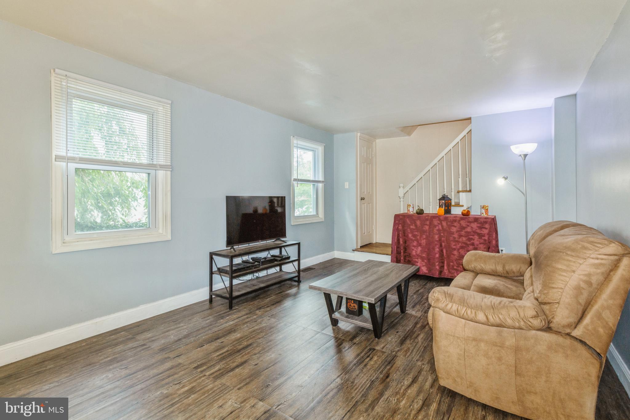 874 Springhill Road Secane, PA 19018 - Photo 5 of 25