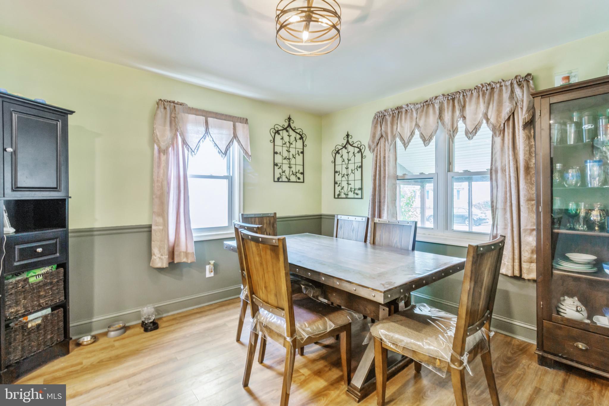 874 Springhill Road Secane, PA 19018 - Photo 6 of 25