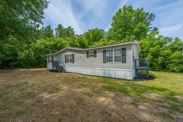 $216,500 | 210 Grass Hill Road, Estill, SC 29918