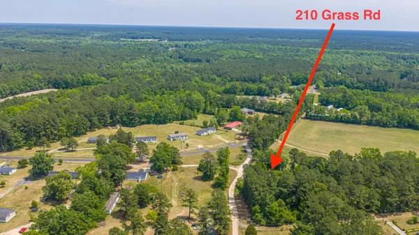 $216,500 | 210 Grass Hill Road, Estill, SC 29918