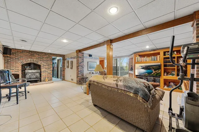 $400,000 | 33599 322nd Street, Le Sueur, MN 56058