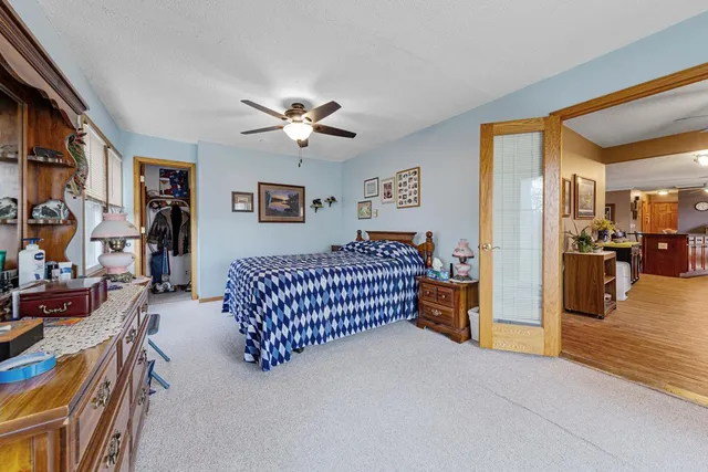 $400,000 | 33599 322nd Street, Le Sueur, MN 56058