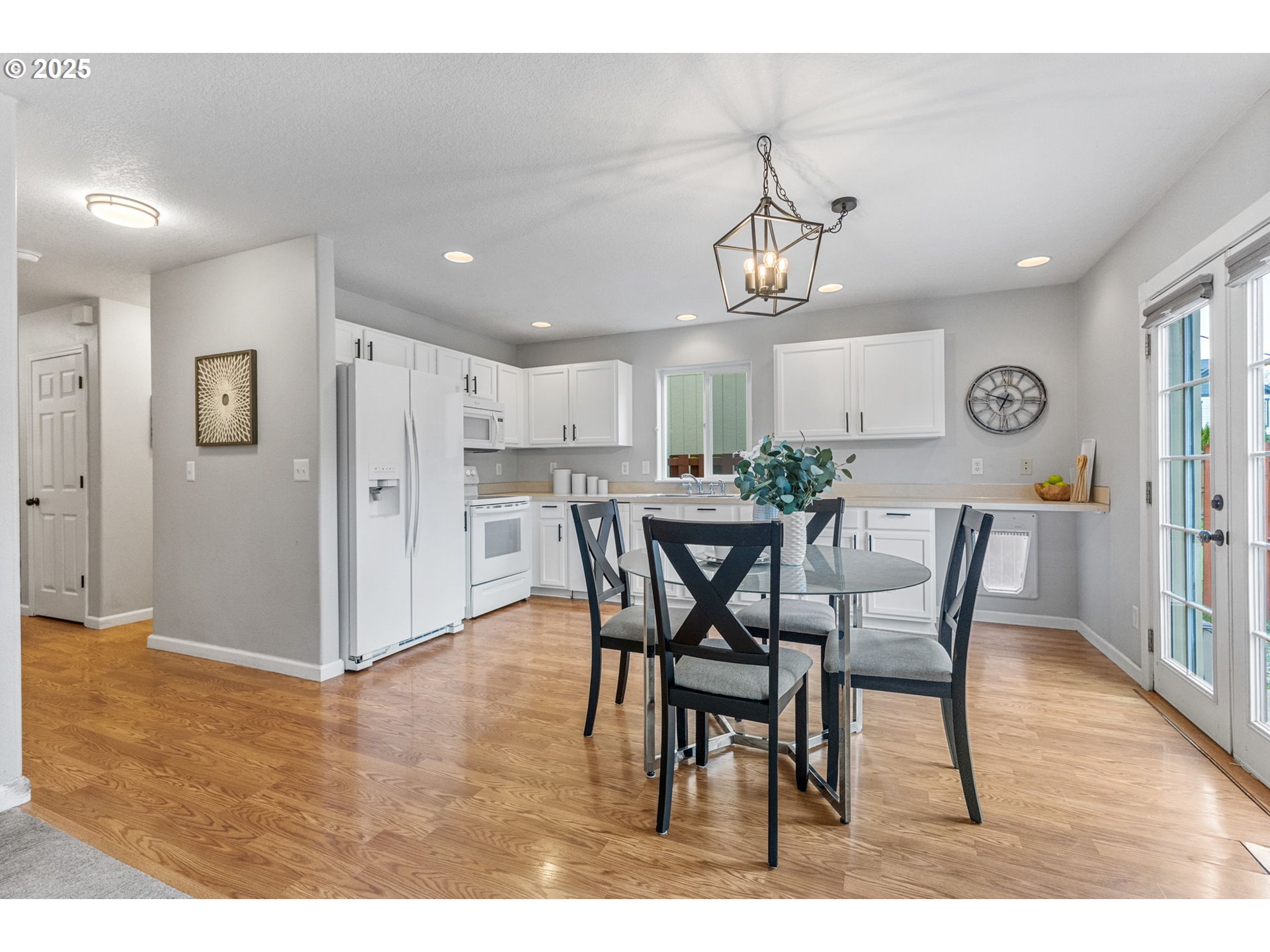 918 Rupp Avenue Northeast Keizer, OR 97303 - Photo 10 of 32 Gallery Image 10