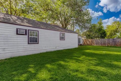 $125,000 | 607 North Speed Street, Wharton, TX 77488