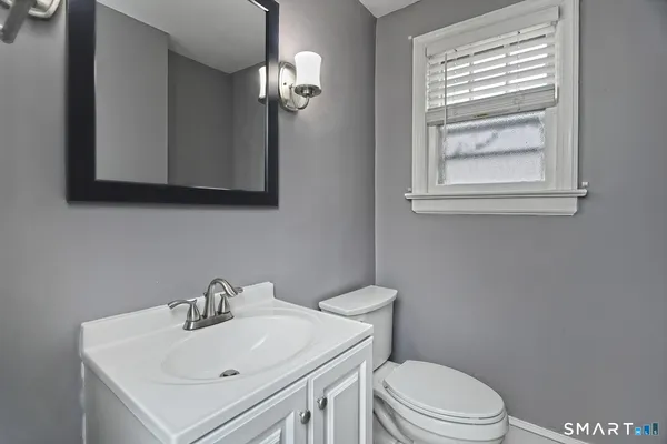 $489,000 | 29 Parkway Drive, Stratford, CT 06614