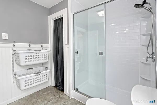 $489,000 | 29 Parkway Drive, Stratford, CT 06614