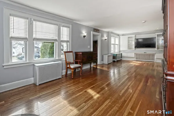 $489,000 | 29 Parkway Drive, Stratford, CT 06614