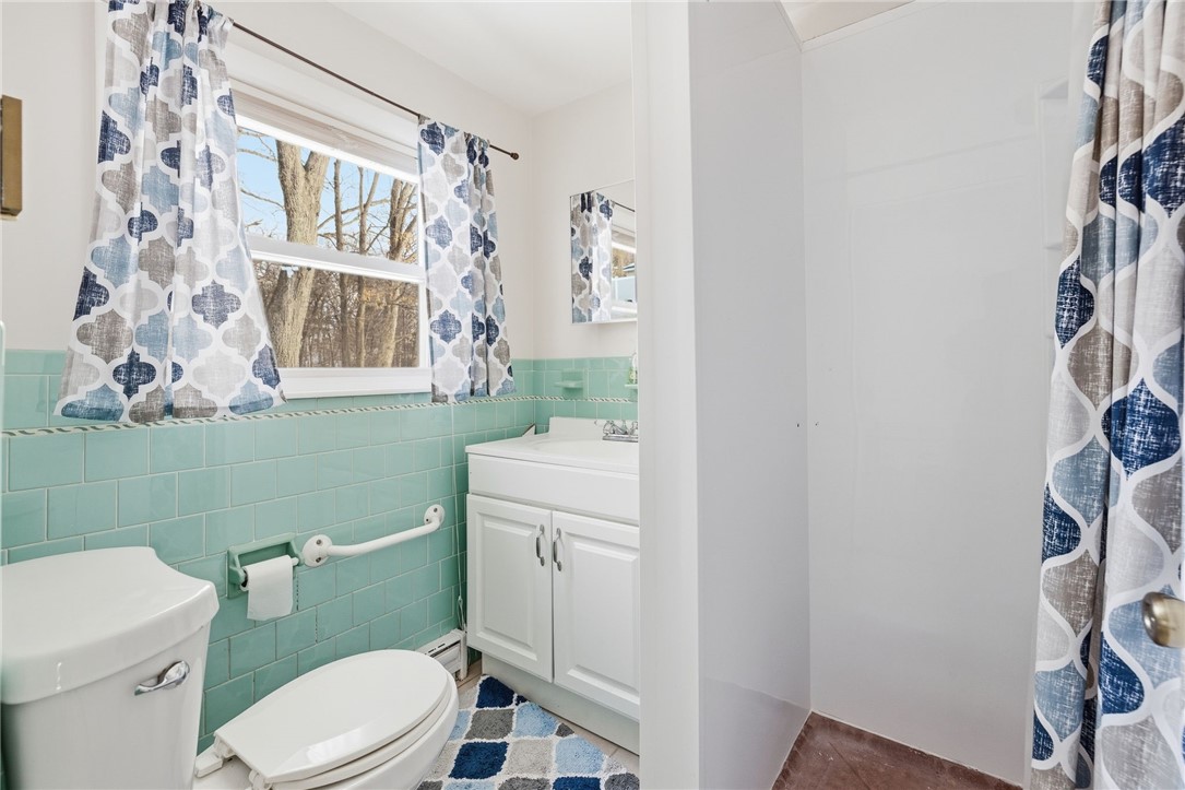 15 Anita Road Johnston, RI 02919 - Photo 22 of 28 The full bathroom in the bonus space.