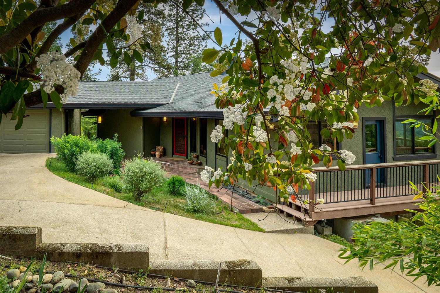16105 John Way Grass Valley, CA 95949 - Photo 11 of 71