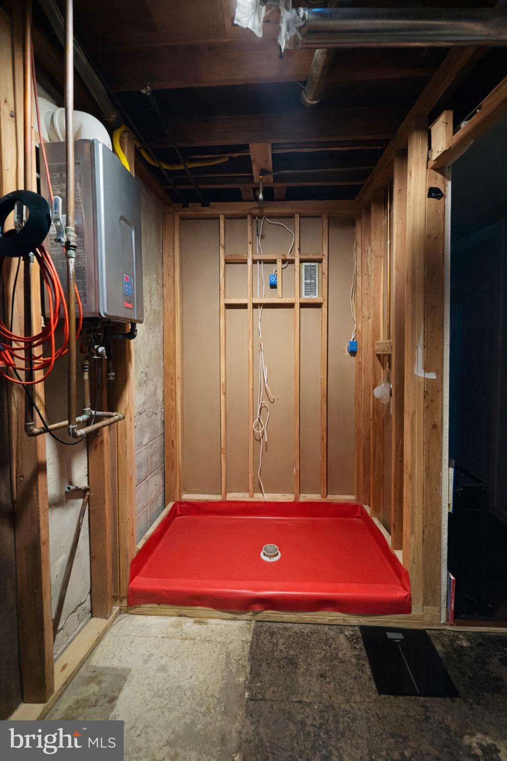 9210 Worth Avenue Silver Spring, MD 20901 - Photo 20 of 20 a view of a room with gym equipment