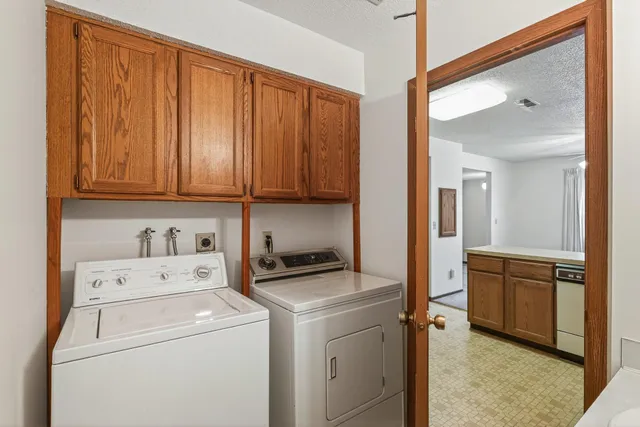 $249,900 | 9452 Ranchview Lane North, Maple Grove, MN 55369