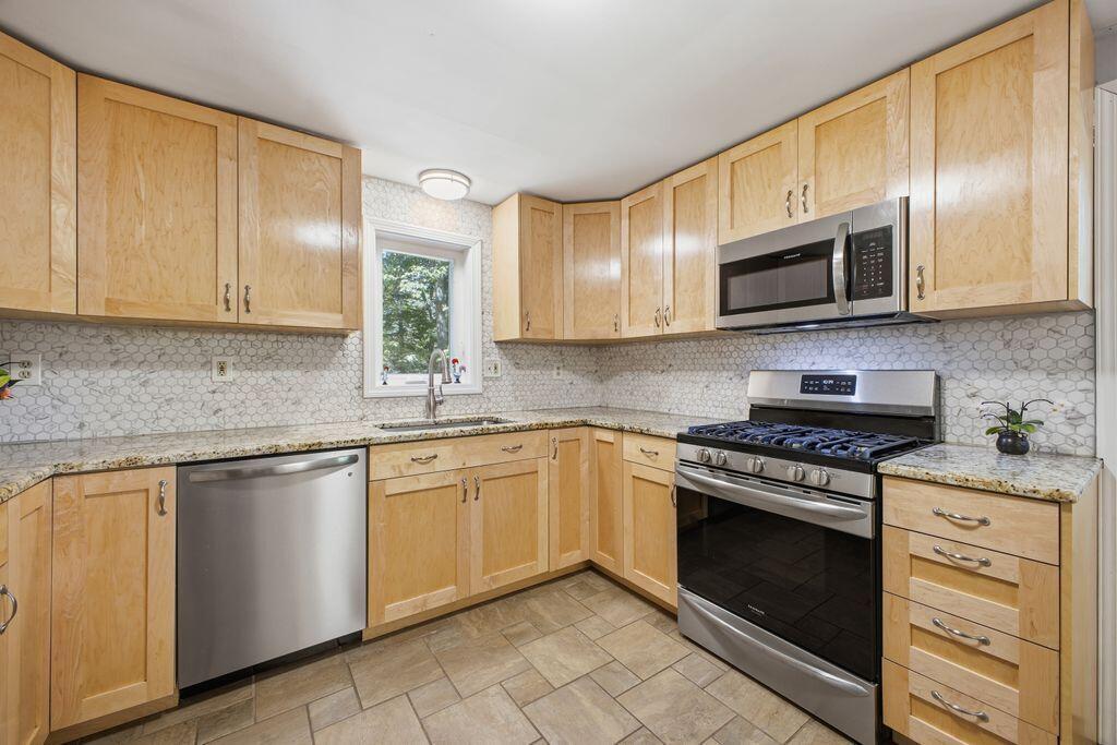50 Northland Road Waterboro, ME 04061 - Photo 8 of 33 8__V5A3806