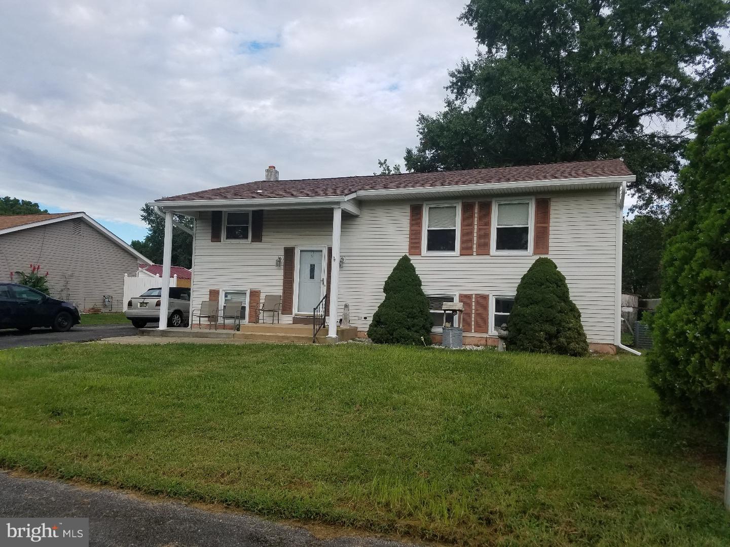408 Longfield Road Newark, DE 19713 - Photo 1 of 12