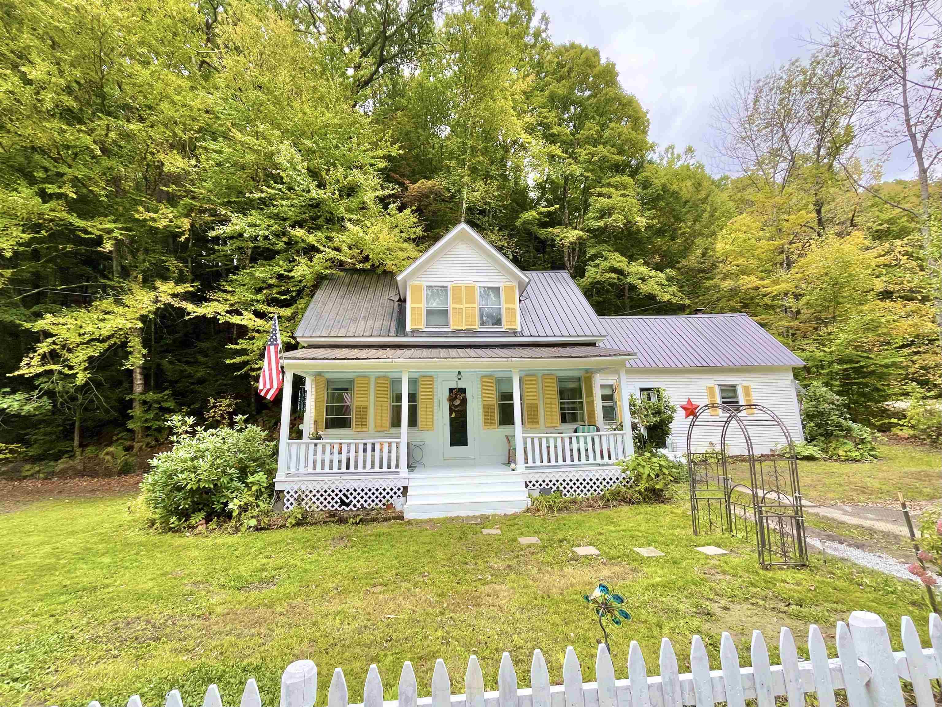311 Dover Road Newfane, VT 05351 - Photo 3 of 40
